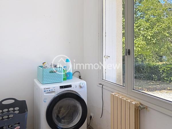 MAISON FAMILIALE SUR SOUS SOL AVEC VIE DE PLAIN PIED