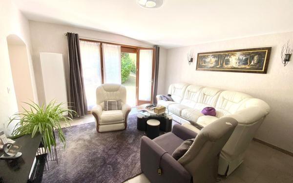 Maison à vendre    7 pièces • 142 m2 Mézières-sur-Seine