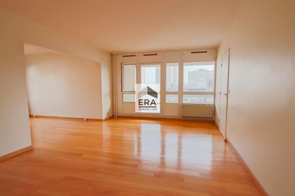 Appartement Paris 4 pièce(s) 78m2 - Paris 13e - Tour Helsinki (Rue du Disque)