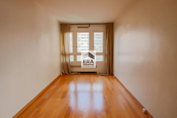Appartement Paris 4 pièce(s) 78m2 - Paris 13e - Tour Helsinki (Rue du Disque)