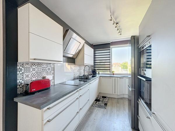 Appartement 4 pièce(s) 3 chambre(s) 123 m²