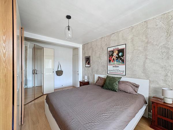 Appartement 4 pièce(s) 3 chambre(s) 123 m²