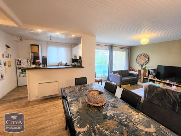 Appartement à louer 4 pièces 83.09m²