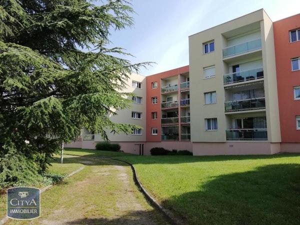 Appartement à louer 4 pièces 83.09m²