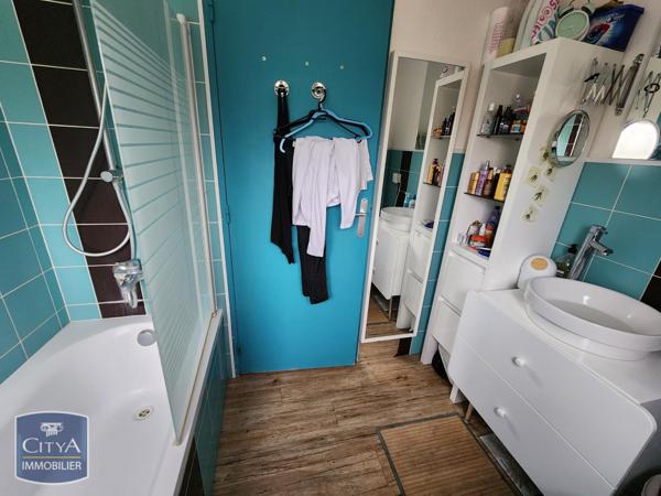 Appartement à louer 4 pièces 83.09m²