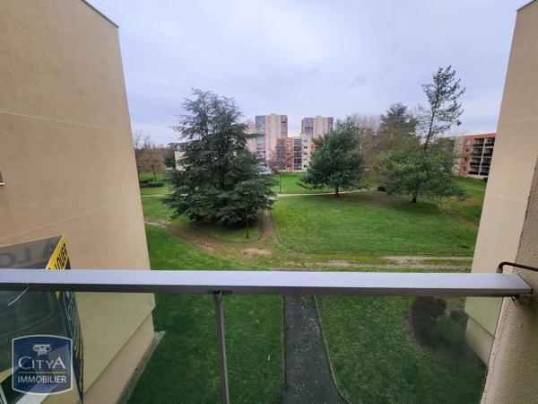 Appartement à louer 4 pièces 83.09m²