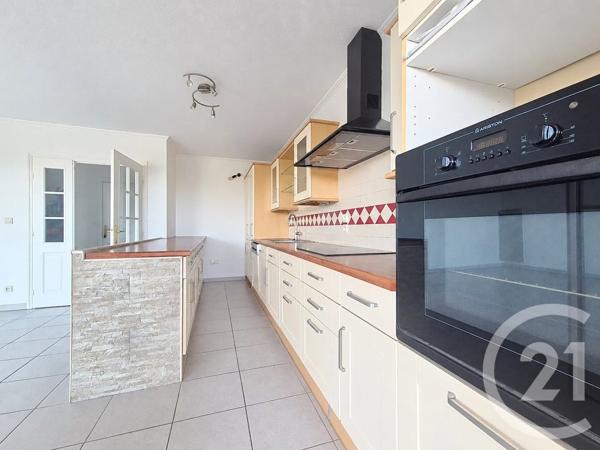 Appartement T3 à vendre  3 pièces - 75,05 m 2   FREJUS  - 83
