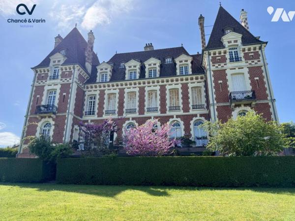 Duplex de caractère au sein d’un domaine recherché à Deauville