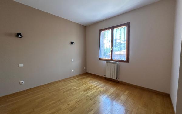 Maison à vendre    4 pièces •  Limoux