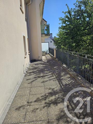 Appartement F3 à vendre  3 pièces - 67 m2 TRAPPES - 78