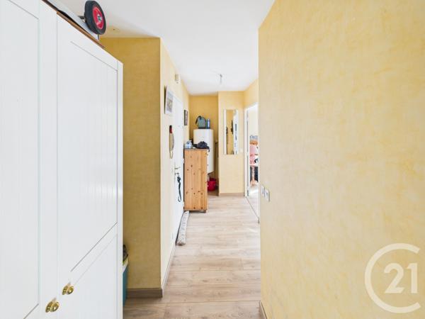 Appartement F3 à vendre  3 pièces - 67 m2 TRAPPES - 78