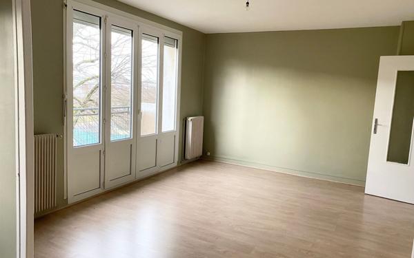 Appartement à vendre    3 pièces •  Chaumont