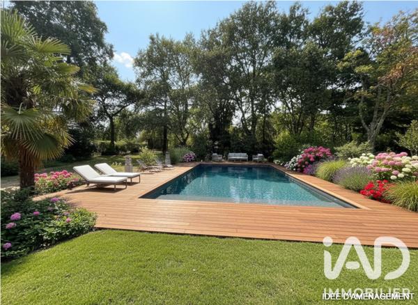 Maison à vendre 9 pièces 251 m² Parentis-en-Born