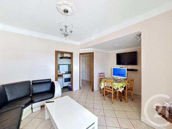 Appartement T2 à vendre  2 pièces - 44,35 m 2   FREJUS  - 83