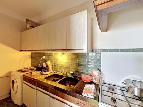 Appartement T2 à vendre  2 pièces - 44,35 m 2   FREJUS  - 83