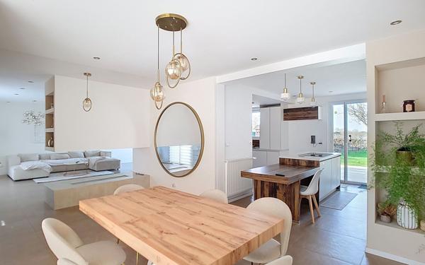 Maison à vendre    6 pièces • 150 m2 Bouguenais