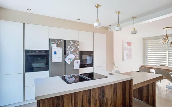 Maison à vendre    6 pièces • 150 m2 Bouguenais