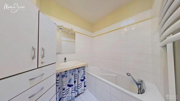 Appartement T4 avec garage vendu loué à CHAZELLES SUR LYON (42)