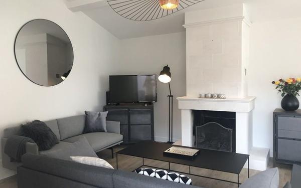 Maison à vendre    5 pièces •  La Flotte