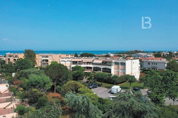 Antibes, 3 pièces en Dernier Etage, Terrasse et Vue Mer