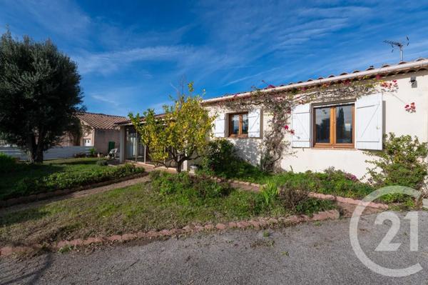 Maison à vendre  6 pièces - 126 m 2   LA LONDE LES MAURES  - 83