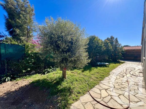 Maison à vendre  6 pièces - 126 m 2   LA LONDE LES MAURES  - 83