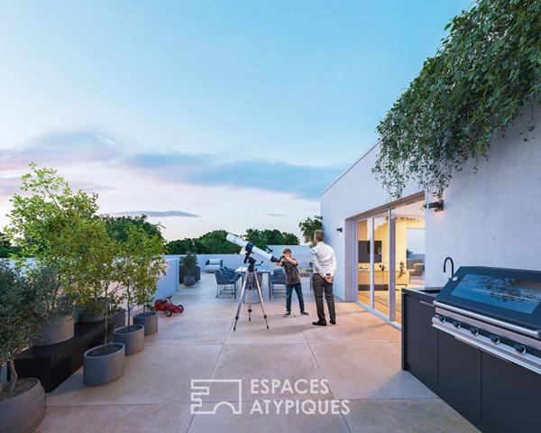 Rooftop avec piscine sur le quartier La Galine