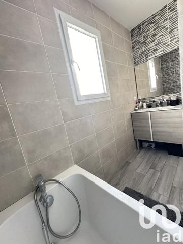 House for sale 5 rooms 95 m² Calvisson