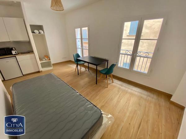 Appartement à louer 1 pièce 22.35m² Toulon (83000)