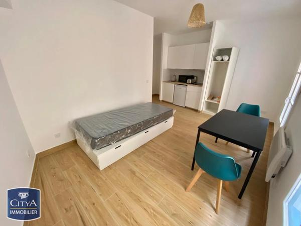 Appartement à louer 1 pièce 22.35m² Toulon (83000)