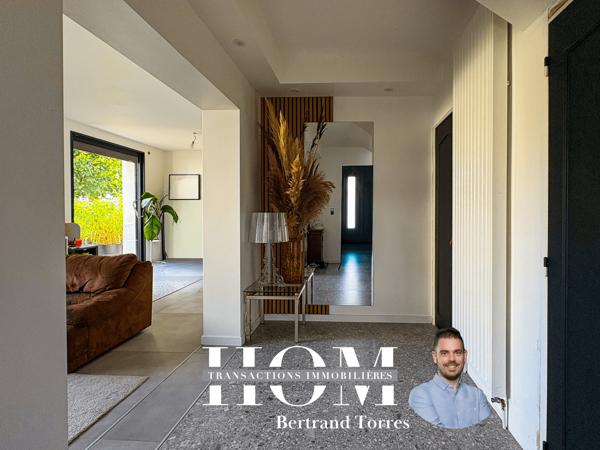 Maison rénovée de 144 m² avec studio