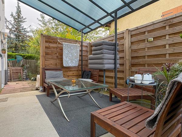 Maison rénovée de 144 m² avec studio