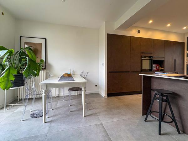 Maison rénovée de 144 m² avec studio