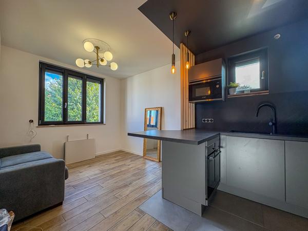 Maison rénovée de 144 m² avec studio