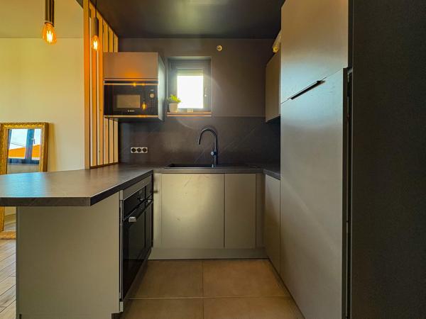 Maison rénovée de 144 m² avec studio