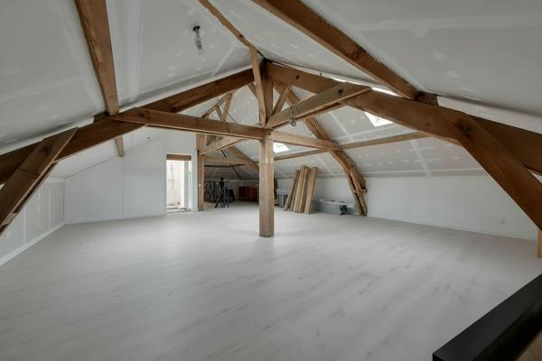 SOUSTONS-PLAGE -Maison de maître rénovée de 176 m² avec grange de 120 m² sur un airial