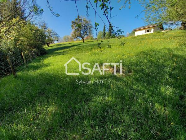 Terrain constructible au calme