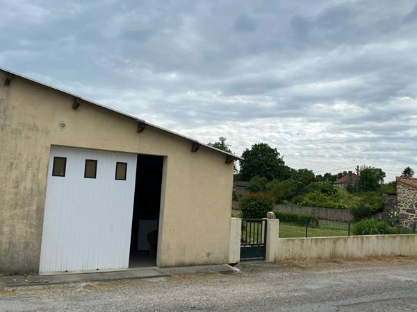 Maison à vendre à Moncoutant sur Sèvre - 4 pièces, 3 chambres maison de 97m² sur un terrain de 1540m²