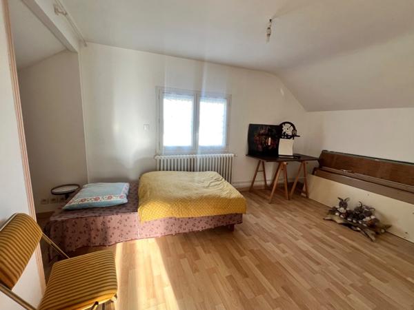 Maison 75m², 2 chambres, jardin et dépendances