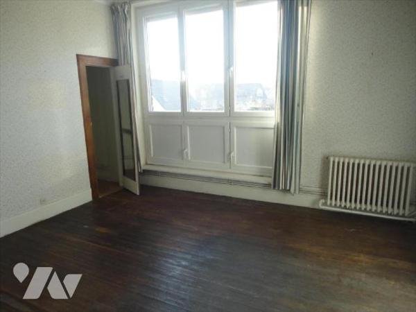 A VENDRE sur SANTES dans le NORD (59)- Superbe PROPRIETE sur et avec 1175 m² de terrain- MAISON...