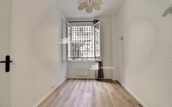 Appartement à vendre    2 pièces • 29,65 m2 Paris 18