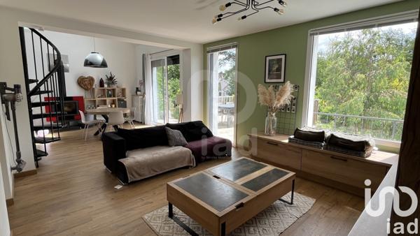 Maison à vendre 6 pièces 150 m² Saint-Denis-en-Val