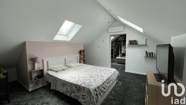 Maison à vendre 6 pièces 150 m² Saint-Denis-en-Val