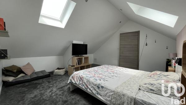 Maison à vendre 6 pièces 150 m² Saint-Denis-en-Val