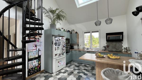 Maison à vendre 6 pièces 150 m² Saint-Denis-en-Val