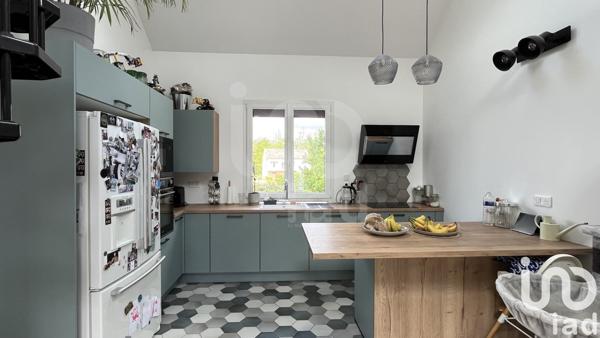 Maison à vendre 6 pièces 150 m² Saint-Denis-en-Val