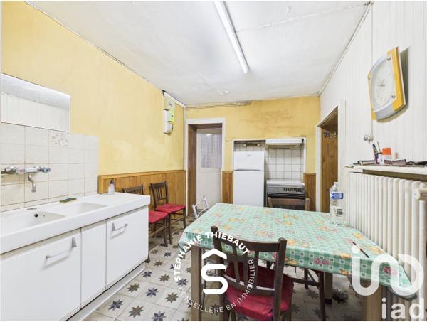 Immeuble à vendre 106 m² La Vôge-les-Bains