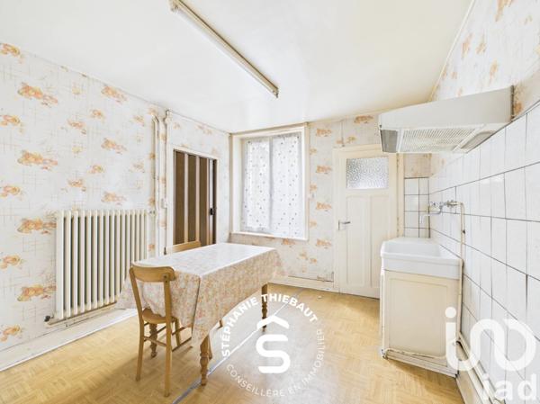 Immeuble à vendre 106 m² La Vôge-les-Bains