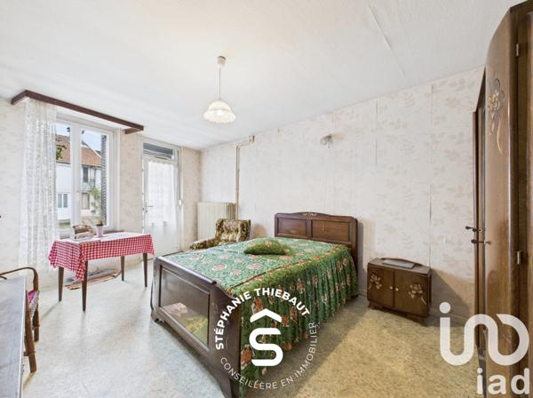 Immeuble à vendre 106 m² La Vôge-les-Bains