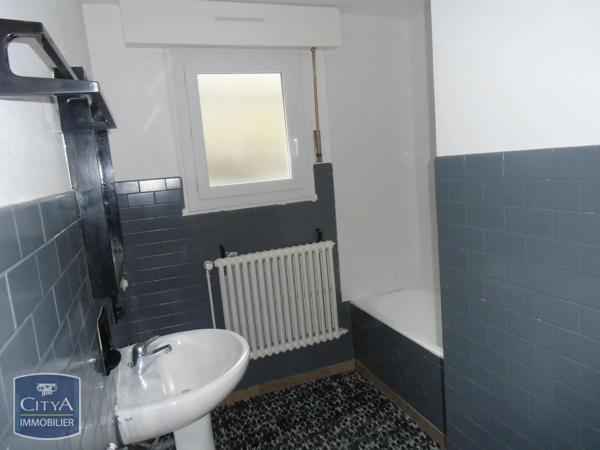 Appartement à louer 4 pièces 75.25m² Besançon (25000)